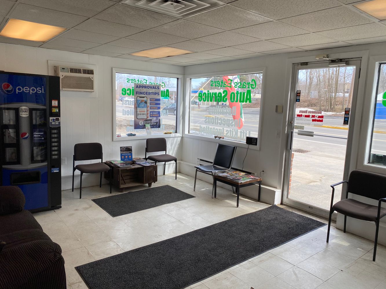 25 Augusta Rd, Winslow, ME 04901